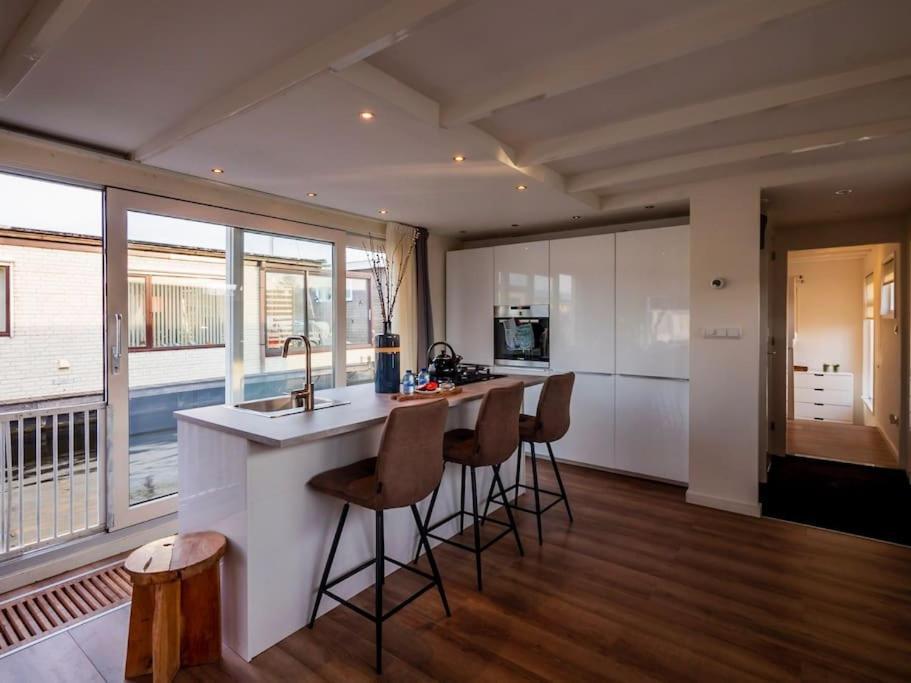 Quiet Waterloft Near Amsterdam And Schiphol Ws17 Hotel Aalsmeer Eksteriør billede